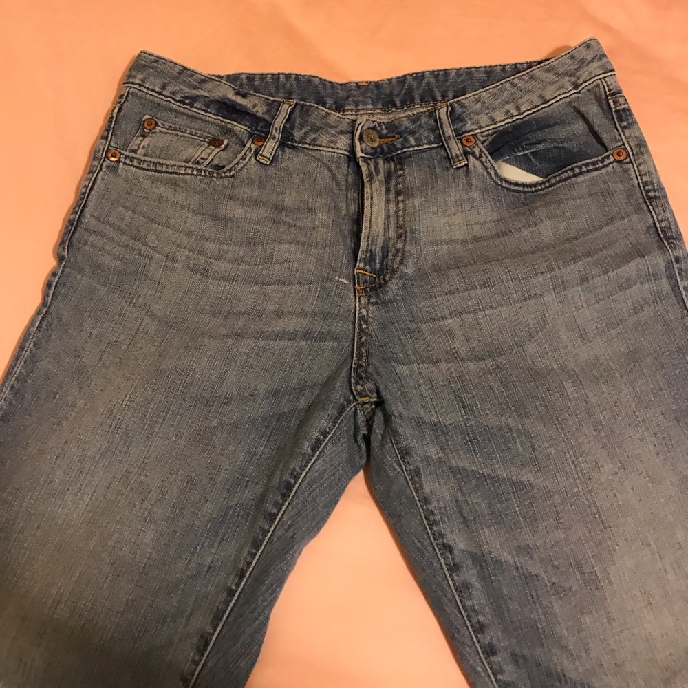 Uniqlo washed jeans. Nice fitting!